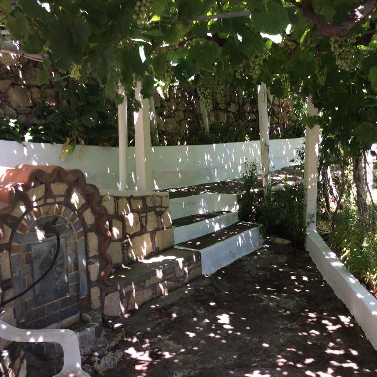 Menetaí La Villa Di Zazopetra מראה חיצוני תמונה